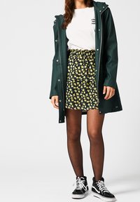 America Today Parkas - light green