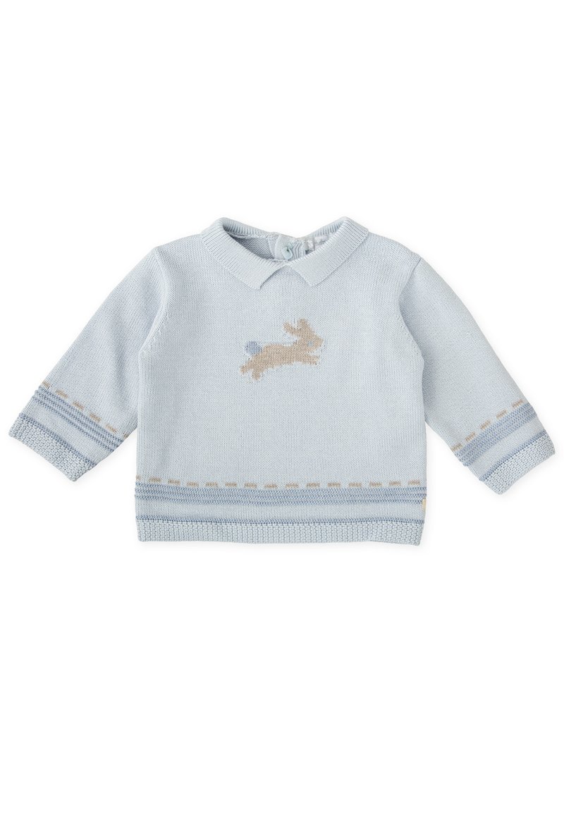 Pull en tricot bleu clair avec col, présentant un design de lapin beige et de subtils rayures horizontales aux poignets et à l'ourlet.