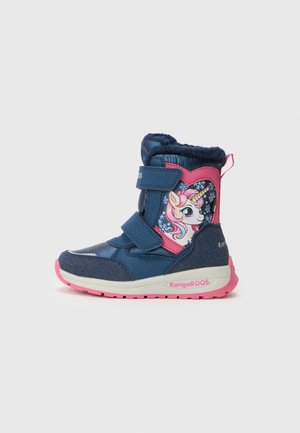 CALUM V RTX - Boots à talons - blue/daisy pink