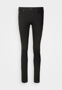 Jeans negros de corte slim con botón frontal, trabillas para cinturón y bolsillos, mostrados contra un fondo gris claro.