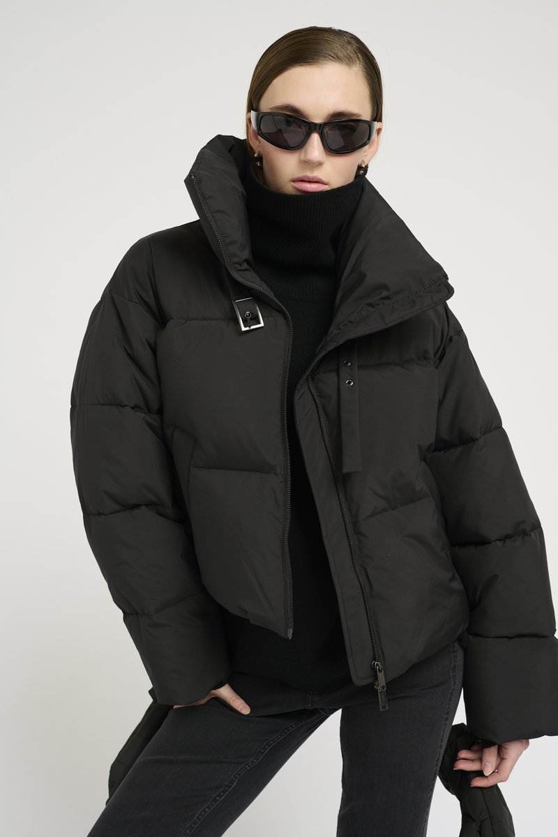 Gestuz PINARA SHORT PUFFER - Giacca invernale - black
