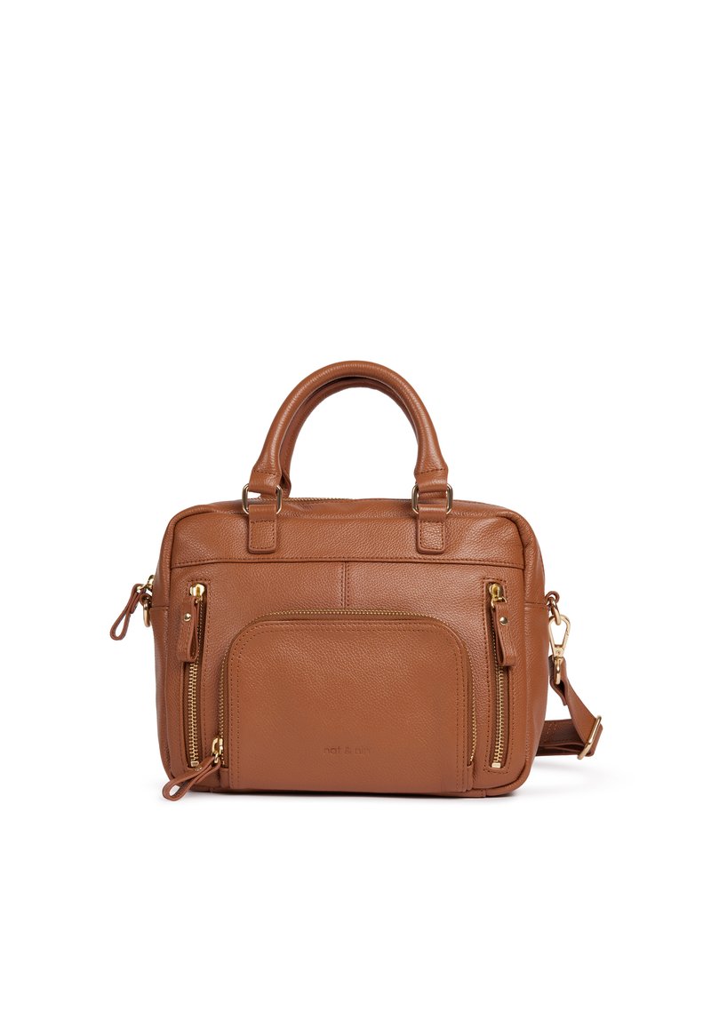 Braune Ledertasche mit oberen Griffen und abnehmbarem Schulterriemen. Verfügt über Reißverschlussfächer und goldfarbene Beschläge. Texturierte Oberfläche.