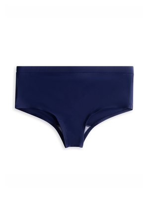 Bezszwowe kąpielówki w stylu bikini w granatowym kolorze z szerokim pasem, ułożone na płasko na białym tle.