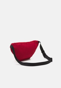 Pier One Sac banane - red