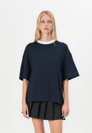 SLFCOLWOMAN OVERSIZED CONTRAST TEE - T-Shirt basic - dark sapphire/egret