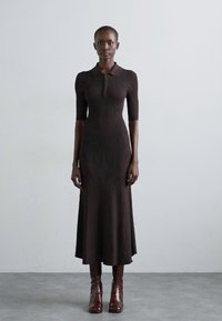 STAUD ROLAND DRESS - Abito in maglia - dark brown