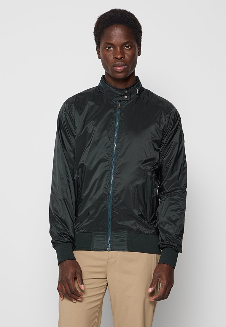 Cross Sportswear Windjack donkergroen Cross Sportswear Windjack donkergroen