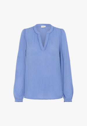 Lichtblauw blouse met lange mouwen en een V-hals, met gathered mouwen en subtiele textuurafwerking langs de halslijn en manchetten.