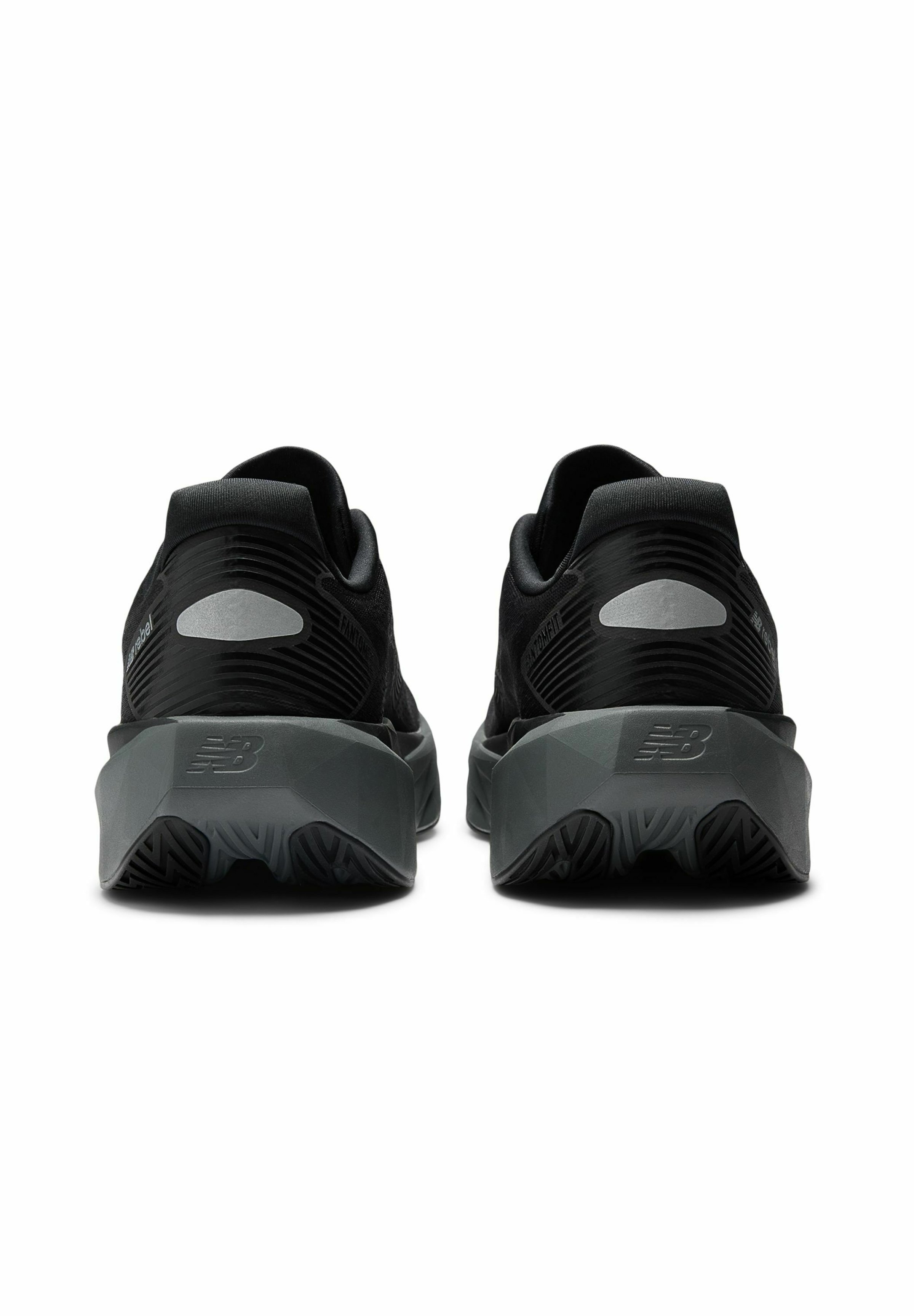 New Balance REBEL V5 - Pantofi de alergare pe asfalt - black/negru