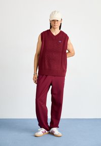 adidas Originals Top - shadow red