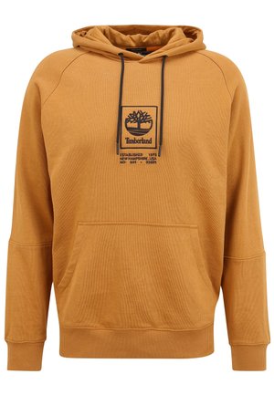 Sennepsgul Timberland-hoodie med frontlomme, sorte snore og sort logo samt tekst centreret på brystet