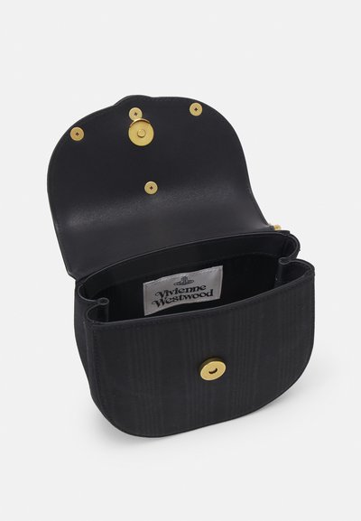 Vivienne Westwood JODIE SADDLE BAG - Sac à main - black