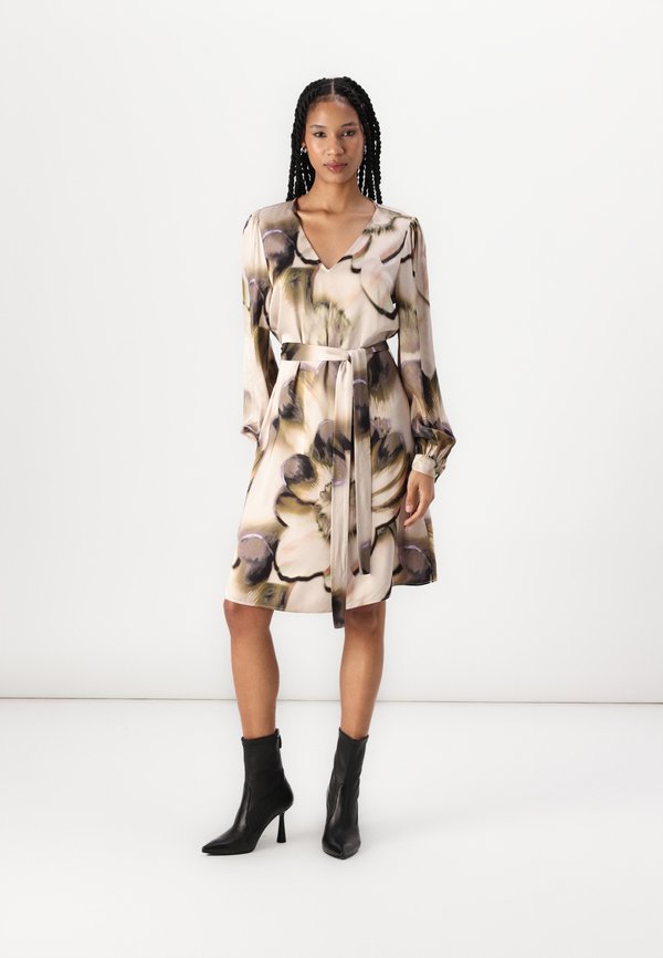 SELENA DRESS - Day dress - vanilla cream