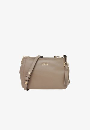 Taupekleurige crossbodytas met verstelbare band, goudkleurig "Liu Jo"-logo en tassel-detail aan de zijkant.