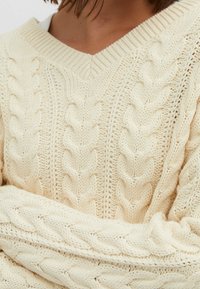 Stradivarius Trui - white