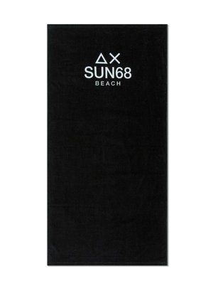 Asciugamano da spiaggia nero con logo bianco "ΔX SUN68 BEACH" centrato vicino al bordo superiore.