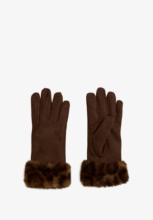 Guantes de ante marrón con un suave puño de piel sintética. Presentan cinco dedos y acentos texturizados en las yemas de los dedos para uso en pantallas táctiles.