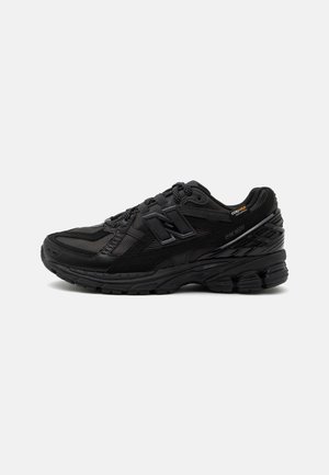 New Balance, U1906 UNISEX - Маратонки - black/black cement