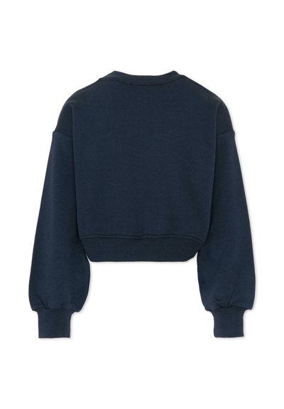 Marineblauwe cropped sweatshirt met lange ballonmouwen en geribbelde manchetten, gezien van achteren op een witte achtergrond.