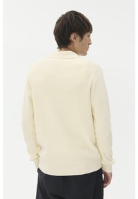 Matinique KOLLO - Polo - off white