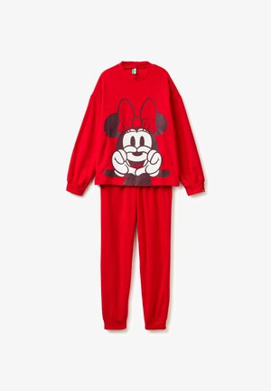 Rode set van sweatshirt en broek met een grote afbeelding van een cartoonfiguur, met zwart-witte details en een strikaccent.