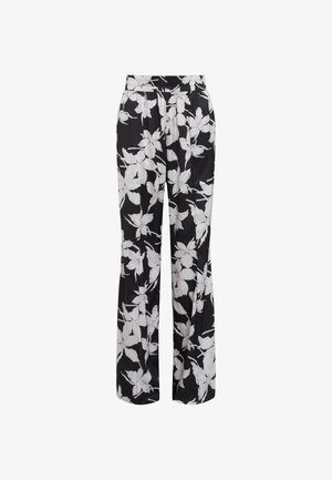 Pantaloni neri a fantasia floreale con vestibilità ampia. Presentano motivi di fiori bianchi e una vita elastica. Realizzati in tessuto morbido e leggero.