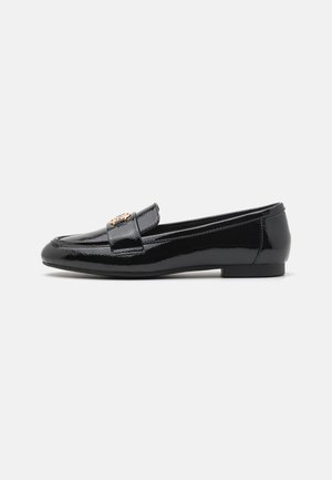 Slip-ons - black