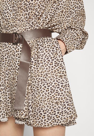 Norma Kamali SUPER OVERSIZED SHIRT FLARED MINI DRESS - Φόρεμα πουκάμισο - multi-coloured