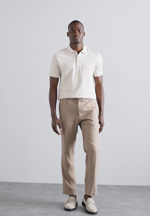 SOREN DRAPE PANTS - Trousers - sepia tint4