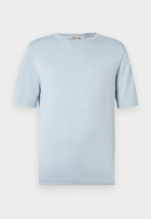 Maglietta a maniche corte azzurro chiaro in maglia con scollo rotondo e texture liscia. Presenta un'etichetta sul colletto con la scritta "ONLY & SONS".