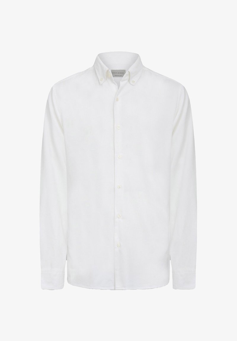 Camisa blanca de manga larga, con botones, hecha de una tela suave, que presenta un collar clásico y cierre frontal con botones, con mangas con puños y un dobladillo recto.