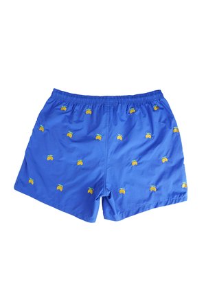 Pantaloncini da uomo blu con vita elastica con motivo di piccoli limoni gialli con foglie verdi.