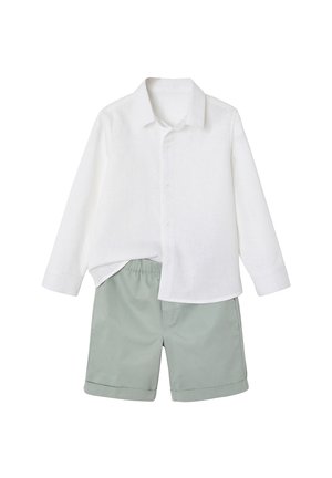 SET - Shorts - salbeigrün