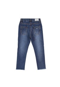 Jeans de mezclilla azul oscuro con un diseño ajustado, que cuentan con bolsillos traseros, un dobladillo deshilachado en los tobillos y una etiqueta en la cinturilla.