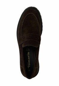 Bruna mockaläder loafers med en upphöjd sömdetalj framtill och en dämpad sula. Inuti finns branding i guldtryck.