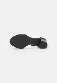 Marco Tozzi Sandaler - black/gold