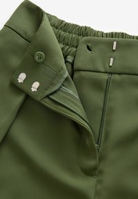 Next ELASTICATED BACK WIDE  - Pantalon classique - khaki green