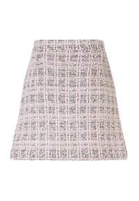 Tweed rok met een aansluitende taille, vloeiende vorm en een roze, zwarte en witte ruitpatroon. Gelaagde stof. Geen zichtbare hardware of accenten.