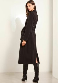 Lipsy REGULAR FIT - Klasszikus kabát - black