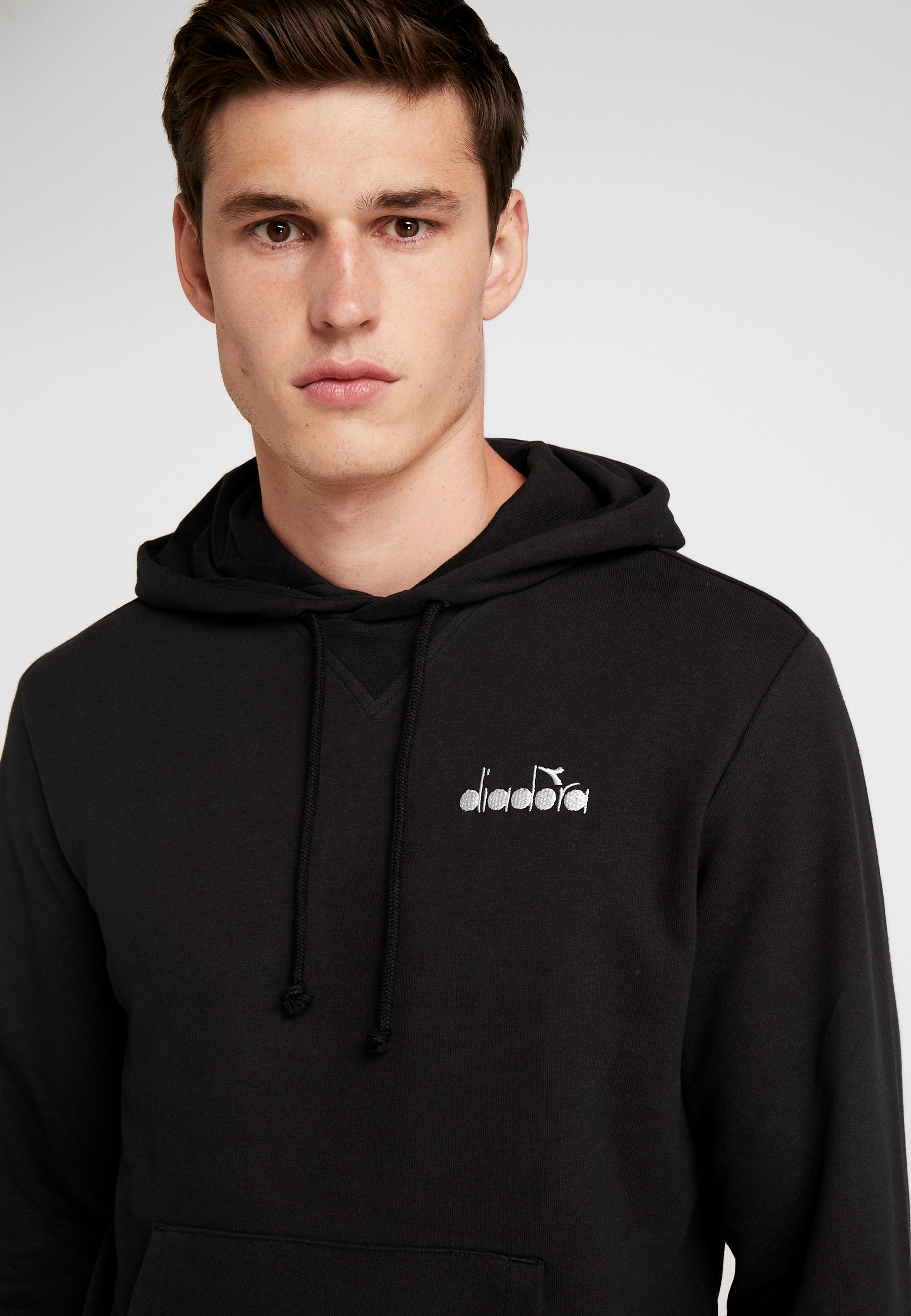 Diadora CHROMIA Hoodie black Zalando.no Diadora CHROMIA - Hoodie - black