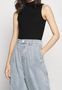 Gina Tricot Linne - black