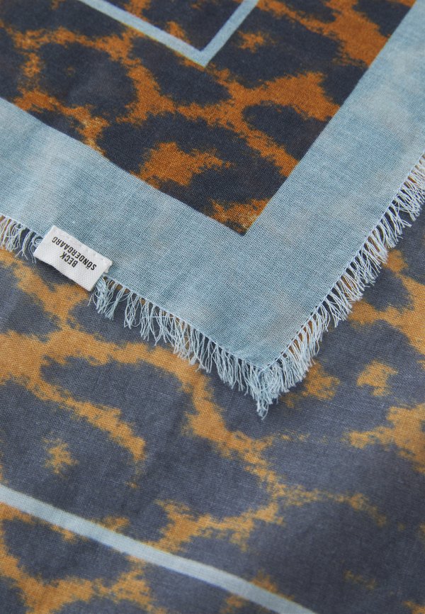 NOTALEOPA CORGA SCARF - Foulard3
