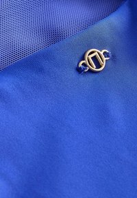 Non sélectionné, blue