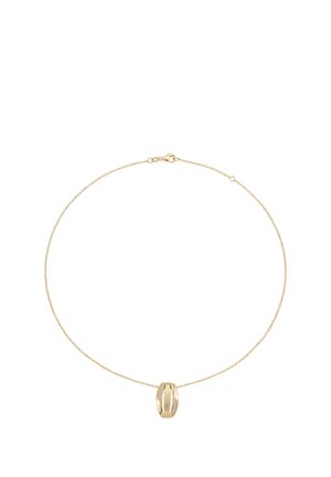 Zarte goldene Halskette mit einem zentralen goldenen Ringanhänger, der zwei diagonal mit Diamanten besetzte Streifen aufweist.