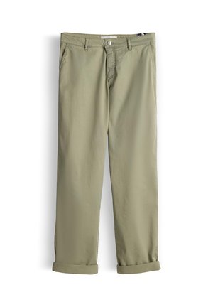 Lichtolijfgroene rechte broek met steekzakken aan de voorkant, knoop- en ritssluiting, riemlussen en opgerolde broekspijpen op een witte achtergrond.