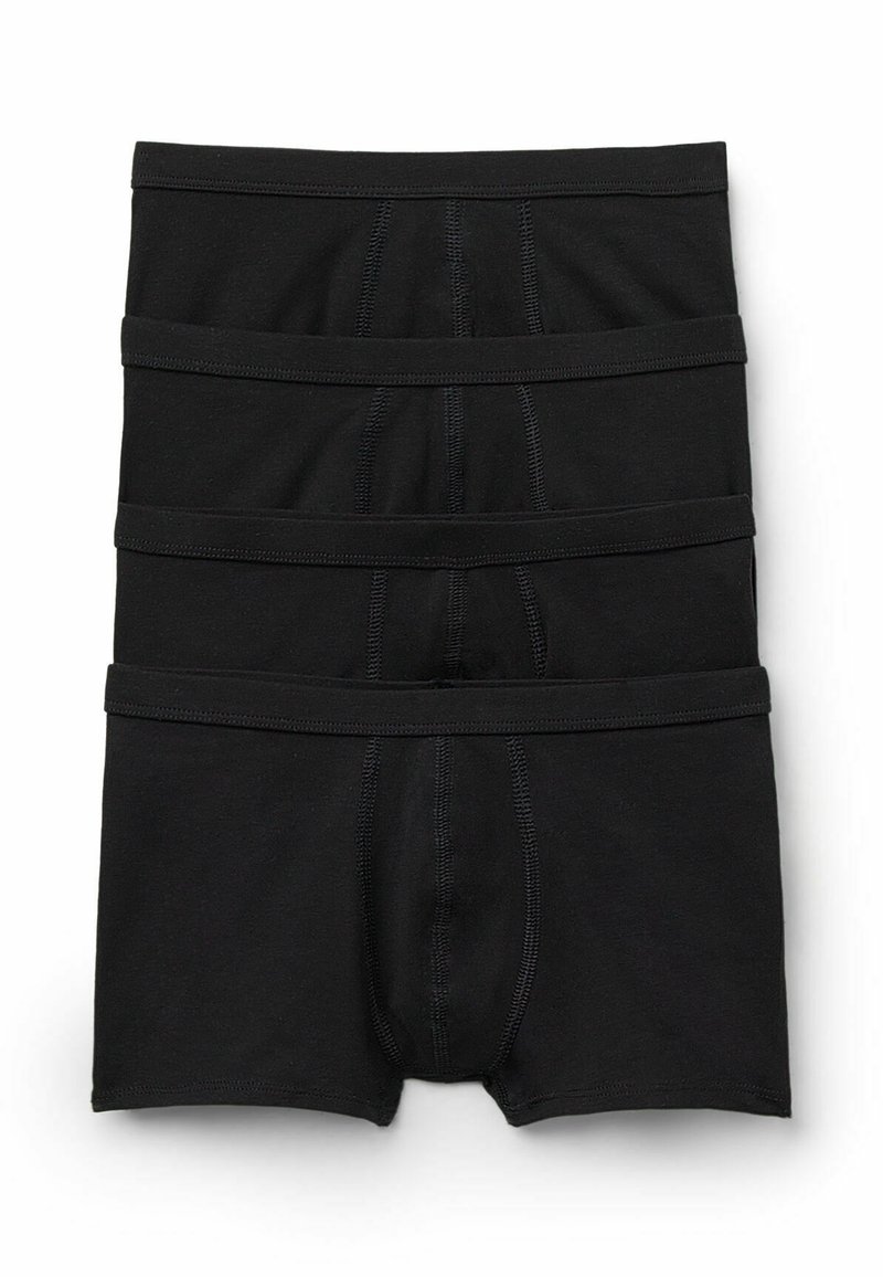 Schwarze Baumwoll-Boxershorts, gestapelt in vier Schichten. Jede Short verfügt über einen elastischen Bund und Flachnahtnähte für zusätzlichen Komfort.