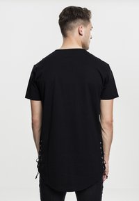 Urban Classics LACE UP LONG TEE - Tricou basic - black