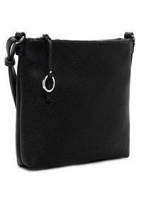 Borsa a tracolla nera in pelle con superficie testurizzata, chiusura con zip e un accento ad anello argento sulla tracolla. Forma rettangolare compatta.