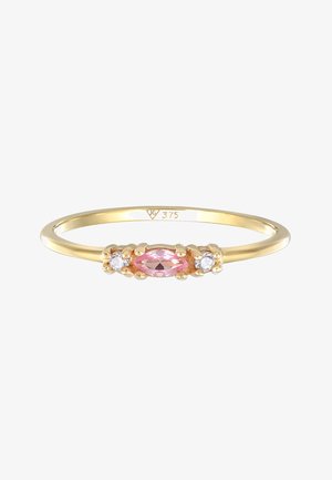 Bague en or avec une pierre précieuse rose en forme de marquise, flanquée de deux petites pierres claires, avec un anneau lisse et délicat. Marquée "375".