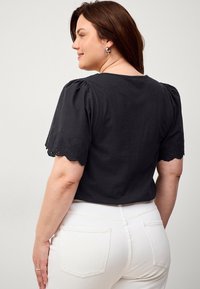 Ellos Plus collection T-shirt print - schwarz